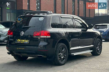 Внедорожник / Кроссовер Volkswagen Touareg 2006 в 