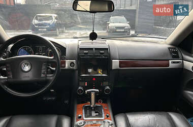 Внедорожник / Кроссовер Volkswagen Touareg 2006 в 