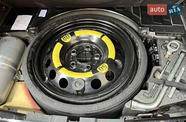 Позашляховик / Кросовер Volkswagen Touareg 2010 в 