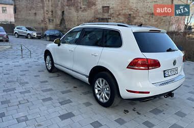 Позашляховик / Кросовер Volkswagen Touareg 2011 в Івано-Франківську