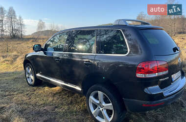 Внедорожник / Кроссовер Volkswagen Touareg 2005 в Коростене