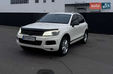 Позашляховик / Кросовер Volkswagen Touareg 2011 в Києві