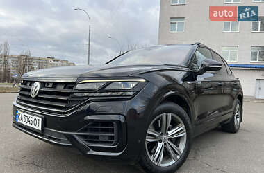 Позашляховик / Кросовер Volkswagen Touareg 2019 в Києві