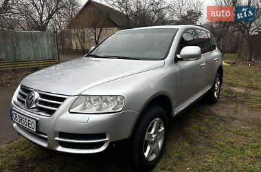 Позашляховик / Кросовер Volkswagen Touareg 2005 в Чернігові