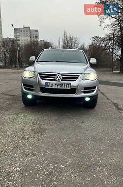 Внедорожник / Кроссовер Volkswagen Touareg 2007 в Харькове