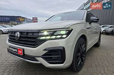 Позашляховик / Кросовер Volkswagen Touareg 2020 в Львові