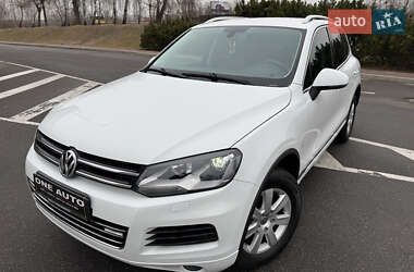 Внедорожник / Кроссовер Volkswagen Touareg 2014 в 