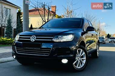 Внедорожник / Кроссовер Volkswagen Touareg 2012 в Одессе