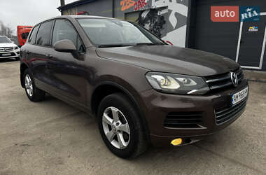 Позашляховик / Кросовер Volkswagen Touareg 2010 в Житомирі