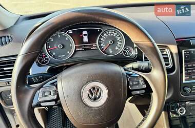 Позашляховик / Кросовер Volkswagen Touareg 2013 в Рівному