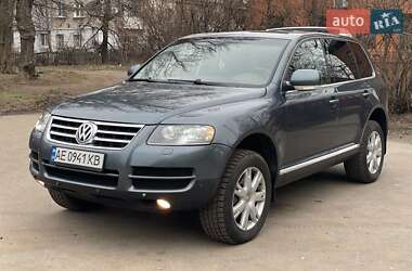 Позашляховик / Кросовер Volkswagen Touareg 2005 в Дніпрі