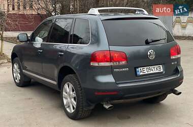 Позашляховик / Кросовер Volkswagen Touareg 2005 в Дніпрі