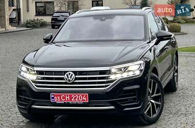 Позашляховик / Кросовер Volkswagen Touareg 2018 в Львові