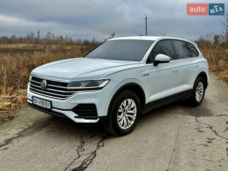 Позашляховик / Кросовер Volkswagen Touareg 2018 в Шепетівці