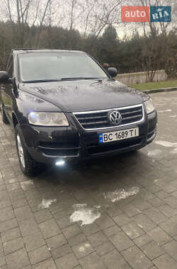 Позашляховик / Кросовер Volkswagen Touareg 2005 в Новояворівську