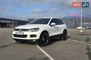 Внедорожник / Кроссовер Volkswagen Touareg 2013 в 