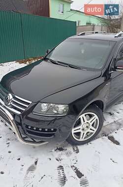 Позашляховик / Кросовер Volkswagen Touareg 2006 в Чернігові