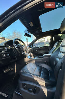 Внедорожник / Кроссовер Volkswagen Touareg 2014 в 