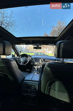 Внедорожник / Кроссовер Volkswagen Touareg 2014 в 