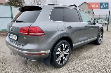 Внедорожник / Кроссовер Volkswagen Touareg 2016 в 