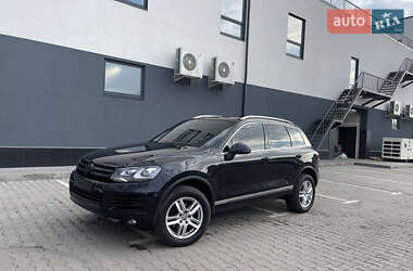 Внедорожник / Кроссовер Volkswagen Touareg 2014 в Хмельницком