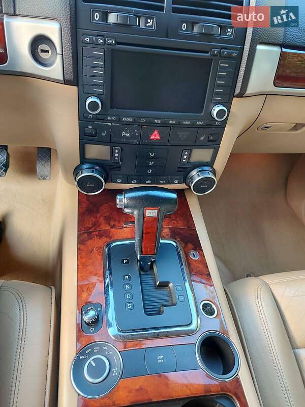 Позашляховик / Кросовер Volkswagen Touareg 2005 в Володимирі фото 8 Позашляховик / Кросовер Volkswagen Touareg 2005 в Володимирі