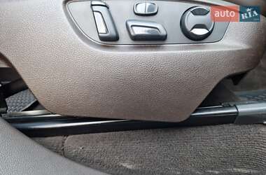 Внедорожник / Кроссовер Volkswagen Touareg 2015 в 