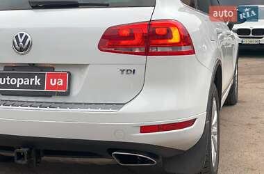 Внедорожник / Кроссовер Volkswagen Touareg 2012 в Виннице