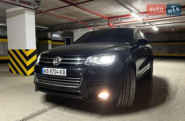 Внедорожник / Кроссовер Volkswagen Touareg 2014 в Виннице