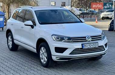 Внедорожник / Кроссовер Volkswagen Touareg 2015 в Одессе