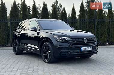 Позашляховик / Кросовер Volkswagen Touareg 2023 в Одесі