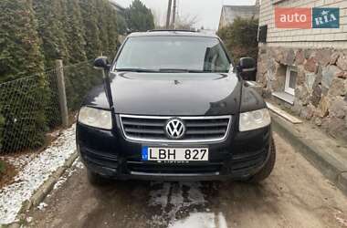 Внедорожник / Кроссовер Volkswagen Touareg 2005 в Киеве