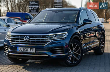 Позашляховик / Кросовер Volkswagen Touareg 2018 в Львові