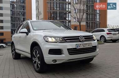 Позашляховик / Кросовер Volkswagen Touareg 2013 в Івано-Франківську