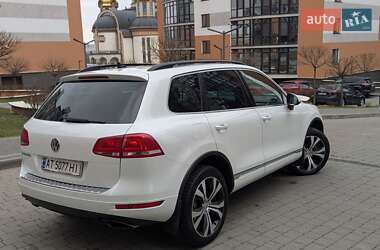 Позашляховик / Кросовер Volkswagen Touareg 2013 в Івано-Франківську