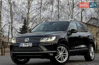 Позашляховик / Кросовер Volkswagen Touareg 2015 в Трускавці