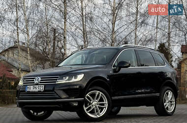 Позашляховик / Кросовер Volkswagen Touareg 2015 в Трускавці