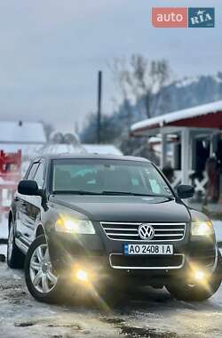 Позашляховик / Кросовер Volkswagen Touareg 2004 в 
