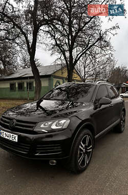 Позашляховик / Кросовер Volkswagen Touareg 2012 в Дніпрі