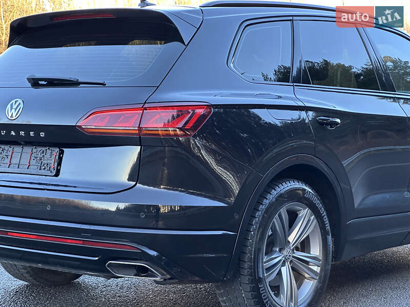 Внедорожник / Кроссовер Volkswagen Touareg 2018 в Луцке