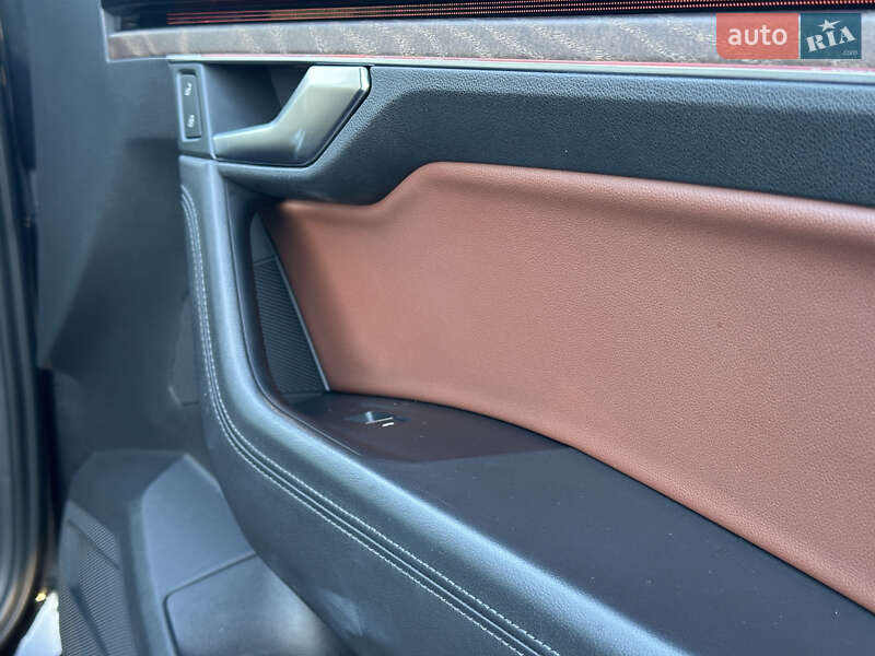 Внедорожник / Кроссовер Volkswagen Touareg 2018 в Луцке