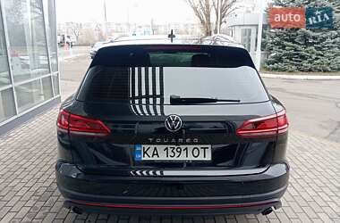 Позашляховик / Кросовер Volkswagen Touareg 2021 в Києві