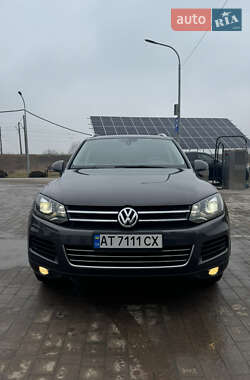 Внедорожник / Кроссовер Volkswagen Touareg 2012 в Львове