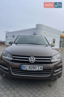 Позашляховик / Кросовер Volkswagen Touareg 2012 в Львові