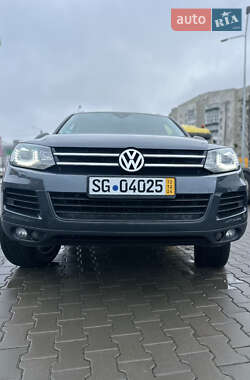 Позашляховик / Кросовер Volkswagen Touareg 2013 в Луцьку