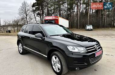 Позашляховик / Кросовер Volkswagen Touareg 2011 в Радивиліві