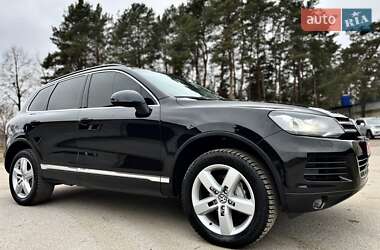 Позашляховик / Кросовер Volkswagen Touareg 2011 в Радивиліві