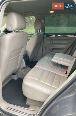 Внедорожник / Кроссовер Volkswagen Touareg 2007 в 