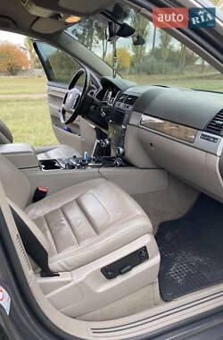 Внедорожник / Кроссовер Volkswagen Touareg 2007 в 