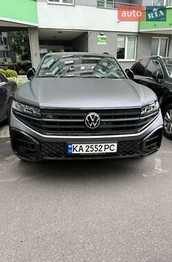 Внедорожник / Кроссовер Volkswagen Touareg 2024 в Киеве